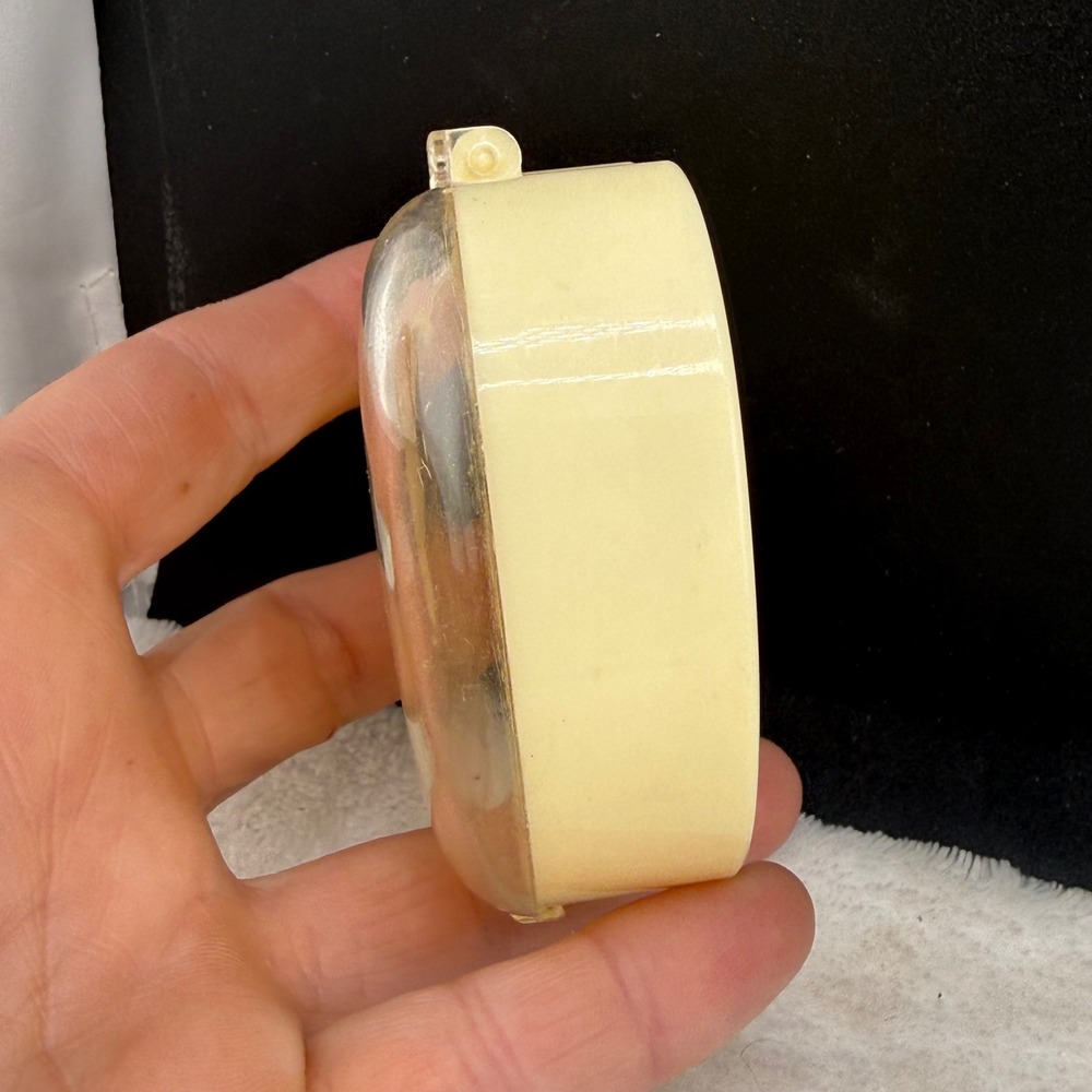 Vintage Heart Trinket Box Cream Clear Plastic Hinged Lid Vanity Decor READ - Picture 7 of 10